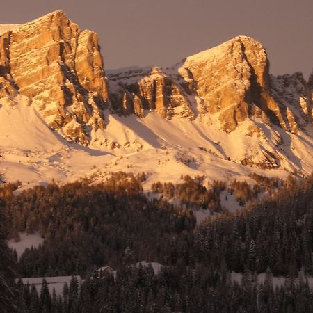 فندق Zoldo Altoفي  Rifugio Passo Staulanza المظهر الخارجي الصورة